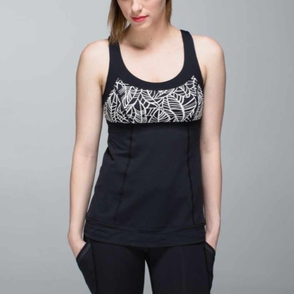 Lululemon Run: Ta Ta Topper Black / Pretty Palm Black Angel Wing 4